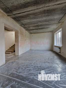 Дом 150м&sup2;, 2-этажный, участок 4 сот.  