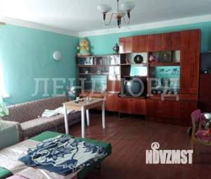 Дом 200м&sup2;, 3-этажный, участок 3 сот.  