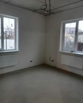 Дом 180м&sup2;, 2-этажный, участок 4 сот.  