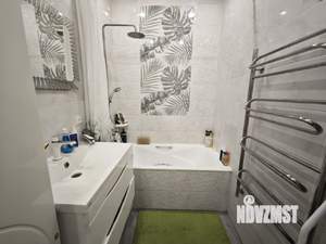 Дом 100м², 2-этажный, участок 3 сот.  