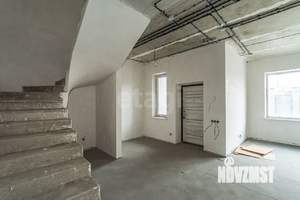 Дом 170м&sup2;, 2-этажный, участок 3 сот.  