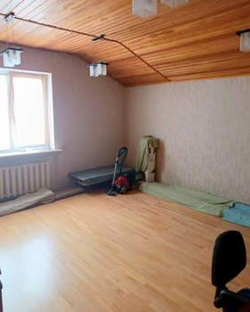 Дом 180м², 2-этажный, участок 4 сот.  