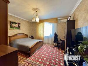 Дом 292м², 2-этажный, участок 4 сот.  