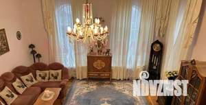 Дом 293м&sup2;, 3-этажный, участок 4 сот.  