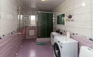 Дом 190м&sup2;, 2-этажный, участок 3 сот.  