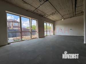 Дом 250м², 2-этажный, участок 3 сот.  