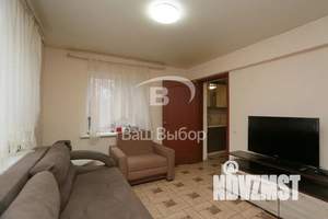 Дом 80м&sup2;, 2-этажный, участок 6 сот.  