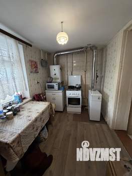 Дом 100м&sup2;, 1-этажный, участок 7 сот.  