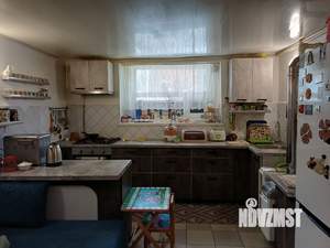 Дом 100м&sup2;, 2-этажный, участок 1 сот.  