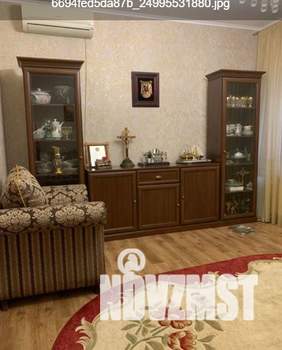 Дом 140м&sup2;, 2-этажный, участок 3 сот.  