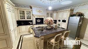 Дом 460м², 2-этажный, участок 6 сот.  