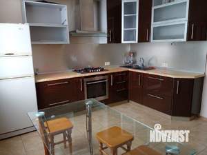 Дом 142м², 2-этажный, участок 3 сот.  