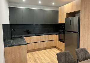 Дом 130м&sup2;, 2-этажный, участок 2 сот.  