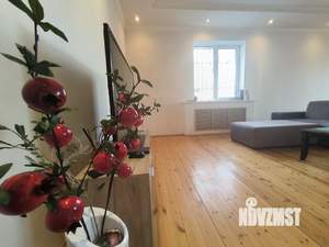 Дом 360м&sup2;, 2-этажный, участок 6 сот.  