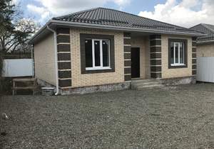 Дом 100м&sup2;, 1-этажный, участок 6 сот.  