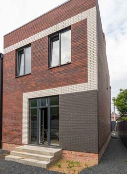 Дом 130м&sup2;, 2-этажный, участок 3 сот.  