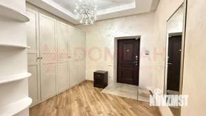 Дом 309м&sup2;, 2-этажный, участок 6 сот.  