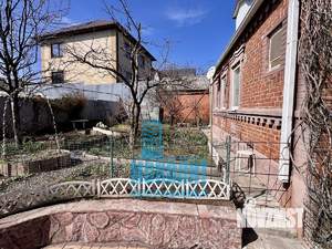 Дом 65м&sup2;, 1-этажный, участок 5 сот.  