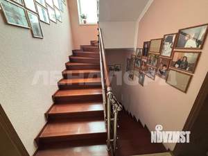 Дом 310м², 2-этажный, участок 3 сот.  