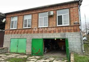 Дом 166м&sup2;, 2-этажный, участок 4 сот.  