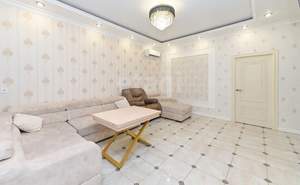 Дом 187м&sup2;, 3-этажный, участок 4 сот.  