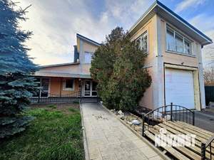 Дом 228м², 2-этажный, участок 7 сот.  