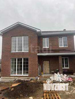 Дом 205м&sup2;, 2-этажный, участок 6 сот.  