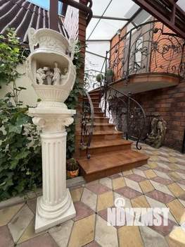 Дом 291м&sup2;, 2-этажный, участок 3 сот.  