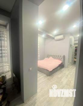 Коттедж 200м², 3-этажный, участок 1 сот.  