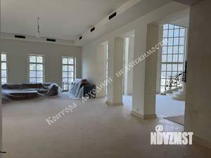 Дом 850м², 2-этажный, участок 18 сот.  