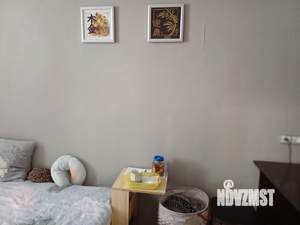 Дом 100м&sup2;, 2-этажный, участок 1 сот.  