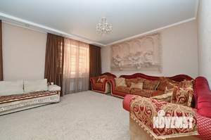 Дом 250м², 2-этажный, участок 6 сот.  