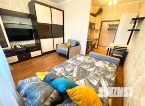 Студия квартира, посуточно, 28м2, 6/18 этаж