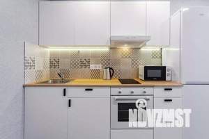 1-к квартира, посуточно, 40м2, 17/24 этаж