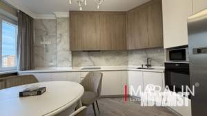 3-к квартира, на длительный срок, 130м2, 11/14 этаж