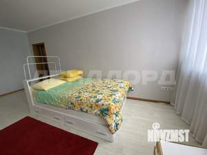 3-к квартира, на длительный срок, 100м2, 4/5 этаж