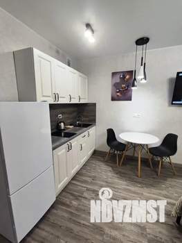 Студия квартира, посуточно, 30м2, 11/17 этаж