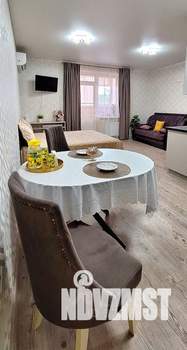 Студия квартира, посуточно, 33м2, 15/24 этаж