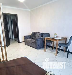 Студия квартира, посуточно, 40м2, 10/21 этаж