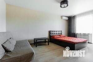 1-к квартира, посуточно, 35м2, 1/1 этаж