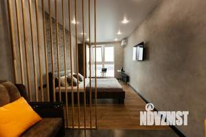 1-к квартира, посуточно, 35м2, 20/25 этаж