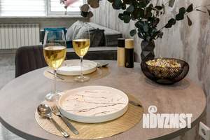 2-к квартира, посуточно, 55м2, 9/32 этаж