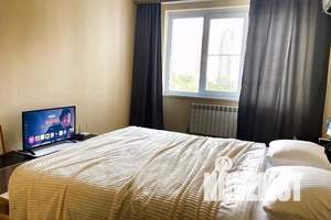 1-к квартира, посуточно, 35м2, 6/18 этаж