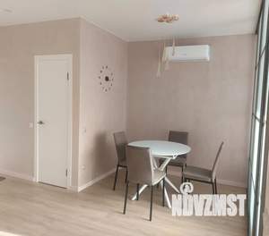 1-к квартира, посуточно, 40м2, 18/24 этаж