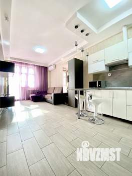 Студия квартира, на длительный срок, 35м2, 8/23 этаж