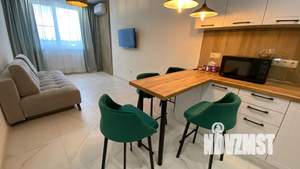 1-к квартира, посуточно, 35м2, 1/1 этаж