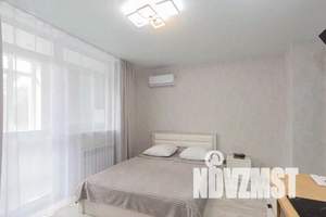 Студия квартира, посуточно, 25м2, 3/19 этаж