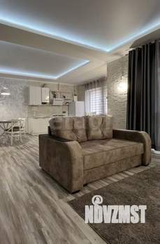 Студия квартира, на длительный срок, 59м2, 1/3 этаж