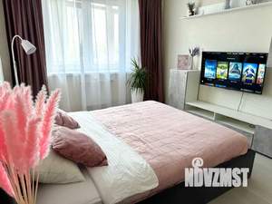 1-к квартира, посуточно, 43м2, 8/25 этаж