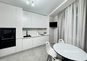 1-к квартира, на длительный срок, 42м2, 18/24 этаж